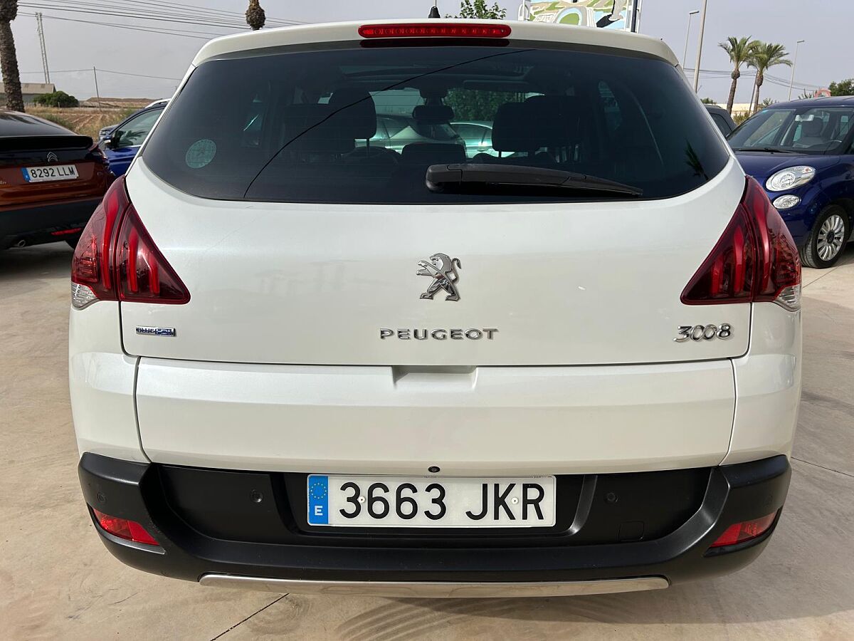 PEUGEOT 3008 ALLURE 1.6 BLUE HDI AUTO SPANISH LHD IN SPAIN 117K SUPERB 2015